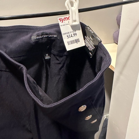 NWT Navy crop pants with decorative gold buttons size medium - Picture 2 of 3